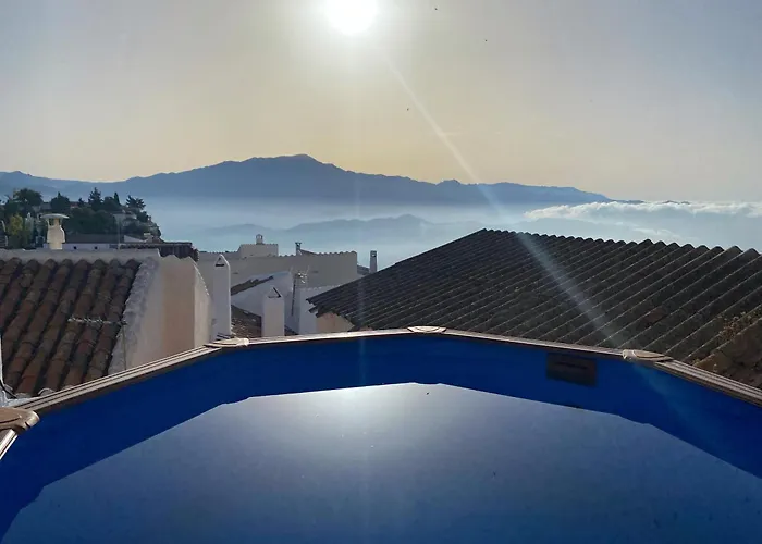 Casa De Los Azulejos